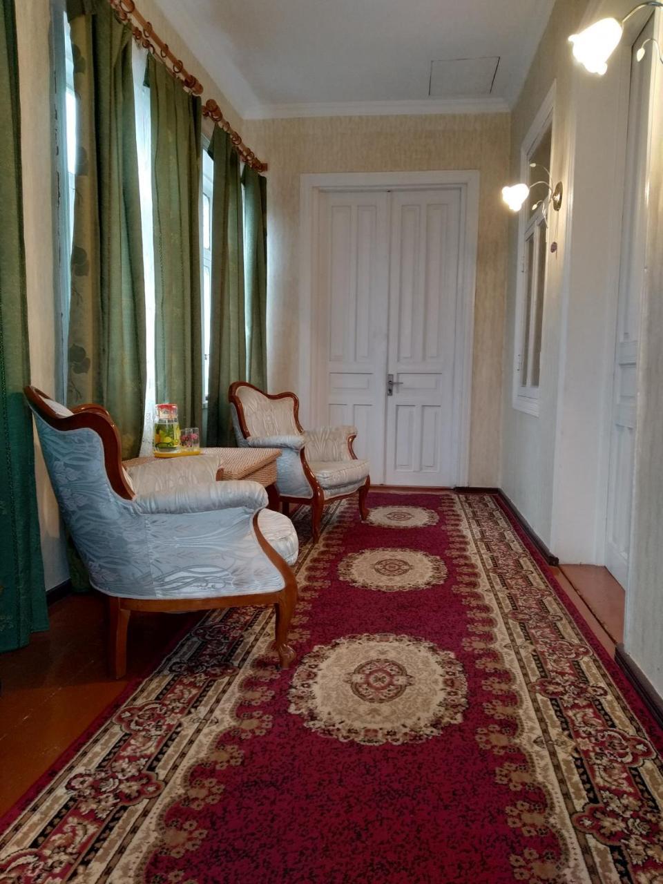 Guesthouse Gegi 쿠타이시 외부 사진